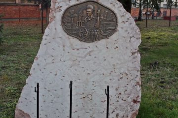 TEL.BK.411.35.Olajipari Emlékkövek.2